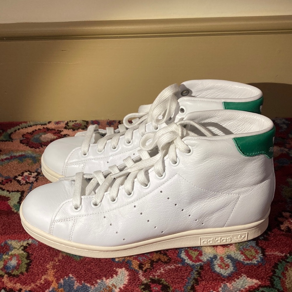 White leather mens Adidas Stan Smith high top sneakers, hardly worn.